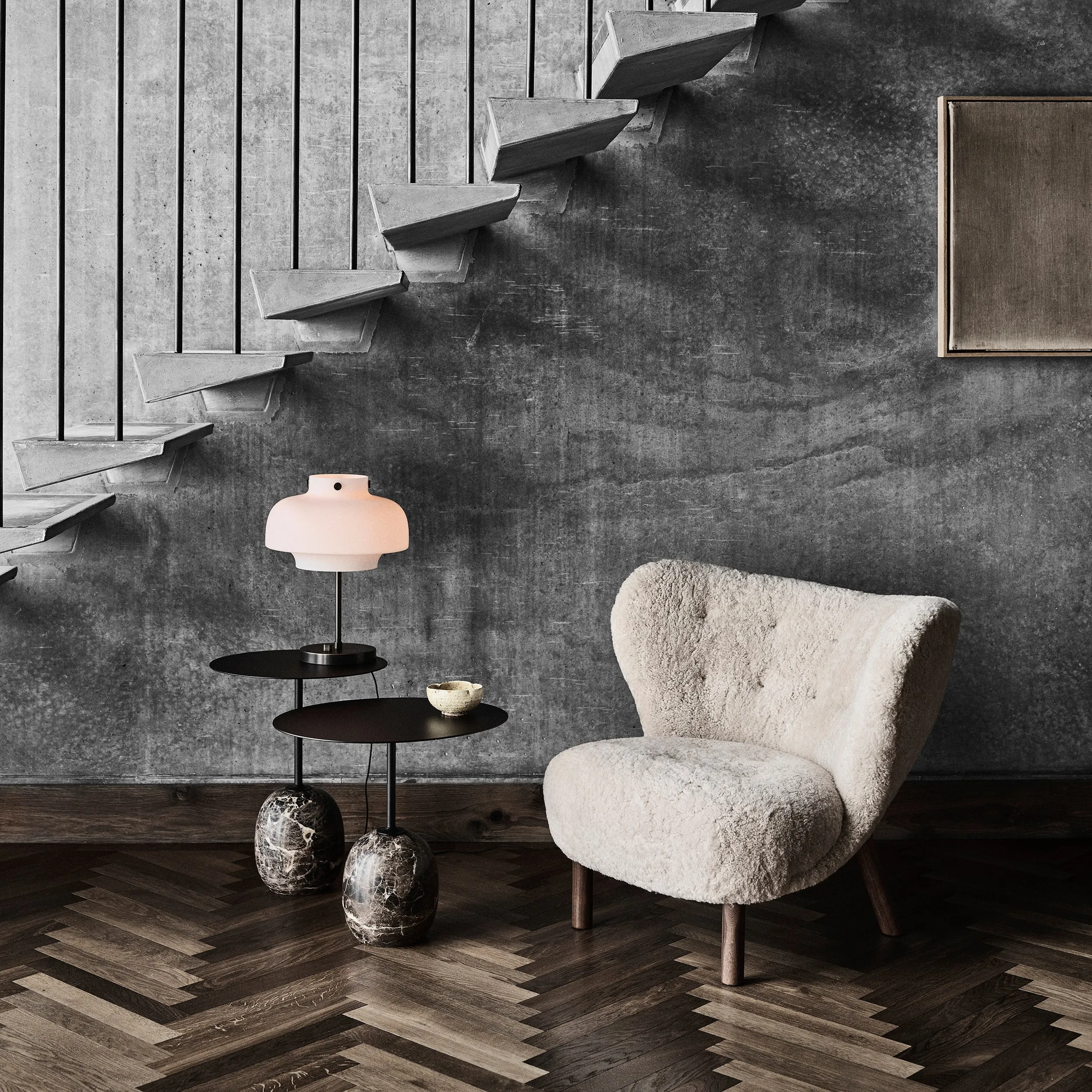Lato Table LN8