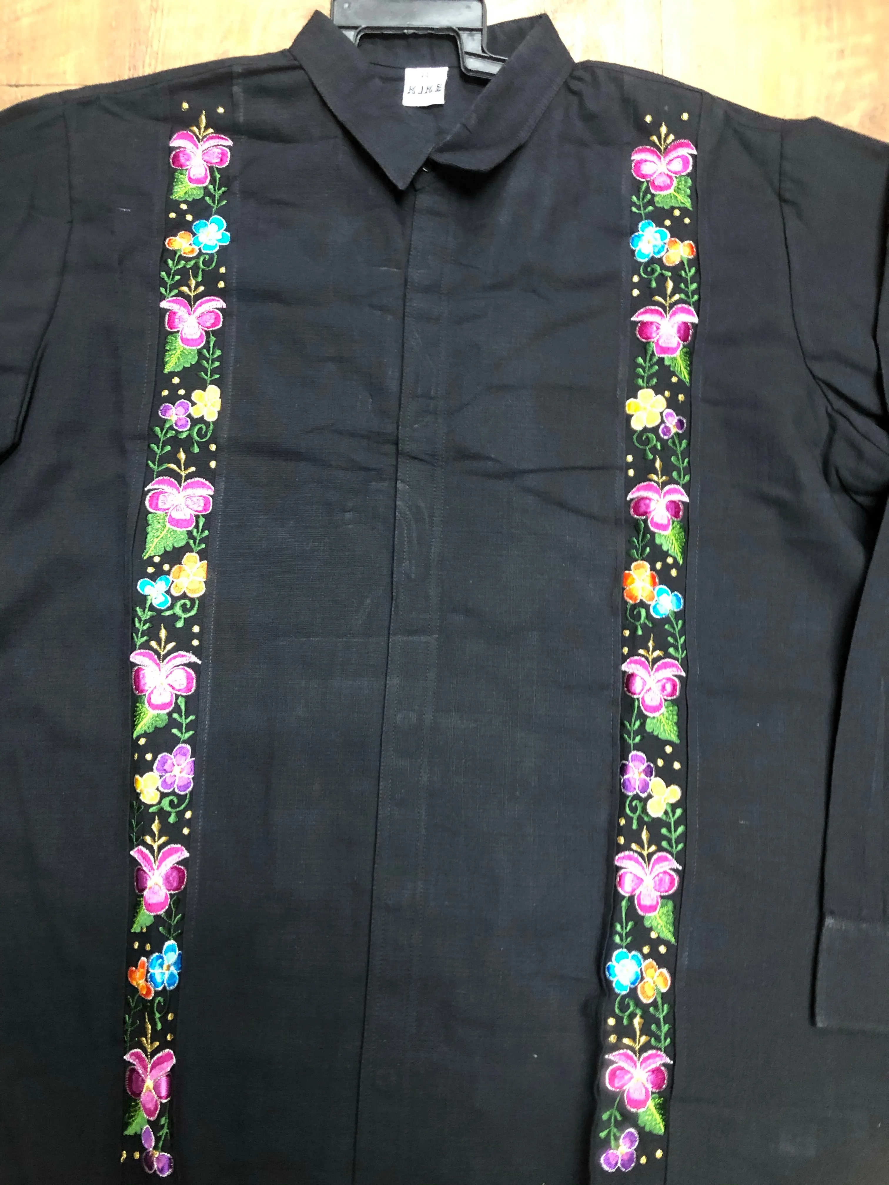 Men's Guayabera Floral Black Long Sleeve