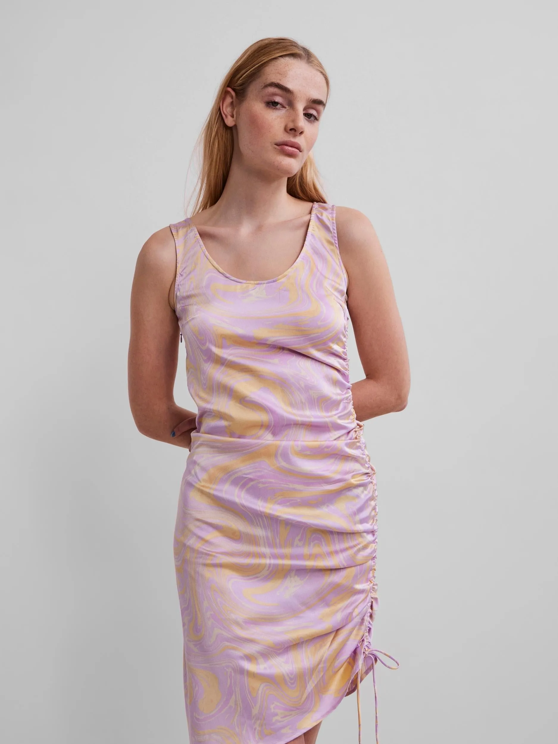 Pieces Villi - Satin kjole