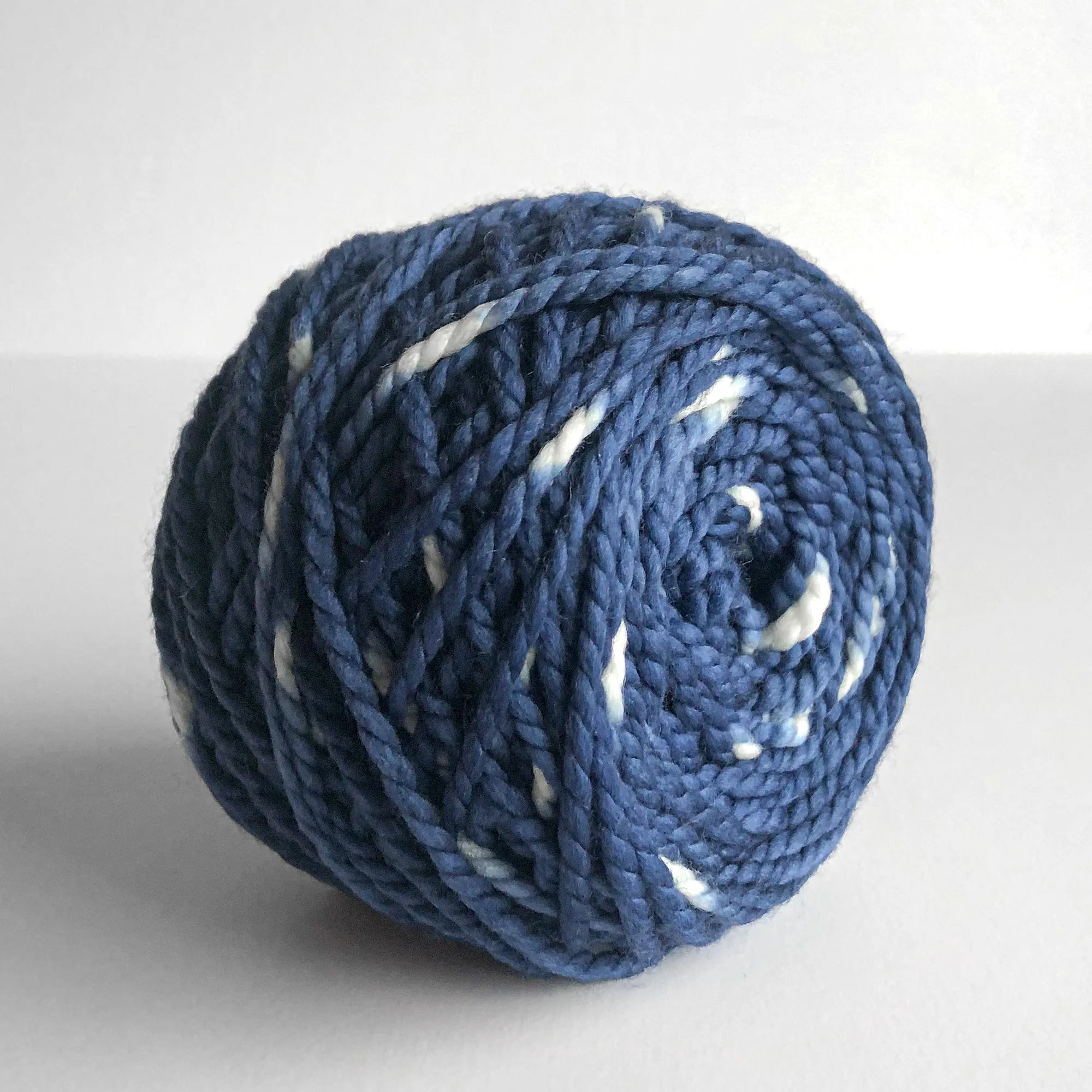 "Indigo Shibori" Chunky (Bulky) Yarn - Hand Dyed tie-dyed blue and white merino wool
